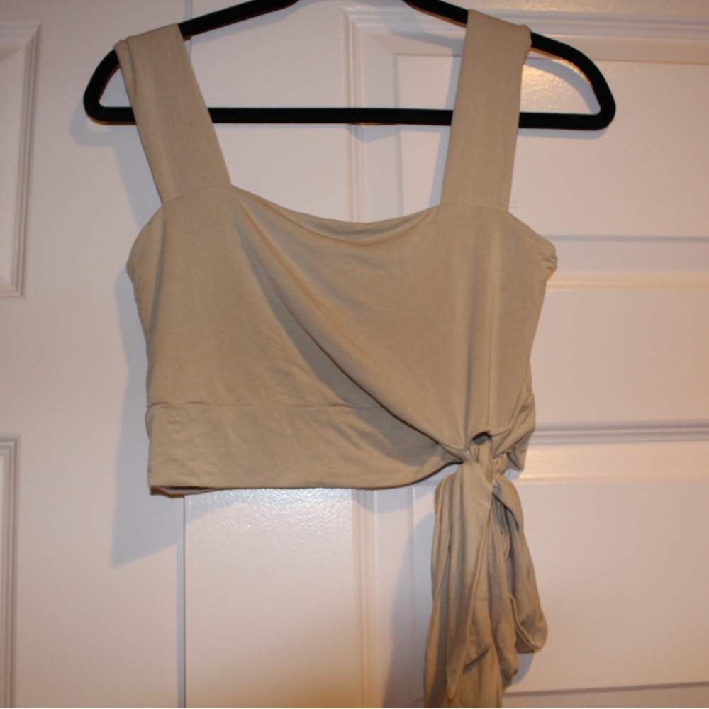 Island Gypsy Crop Top With Side Tie ✨